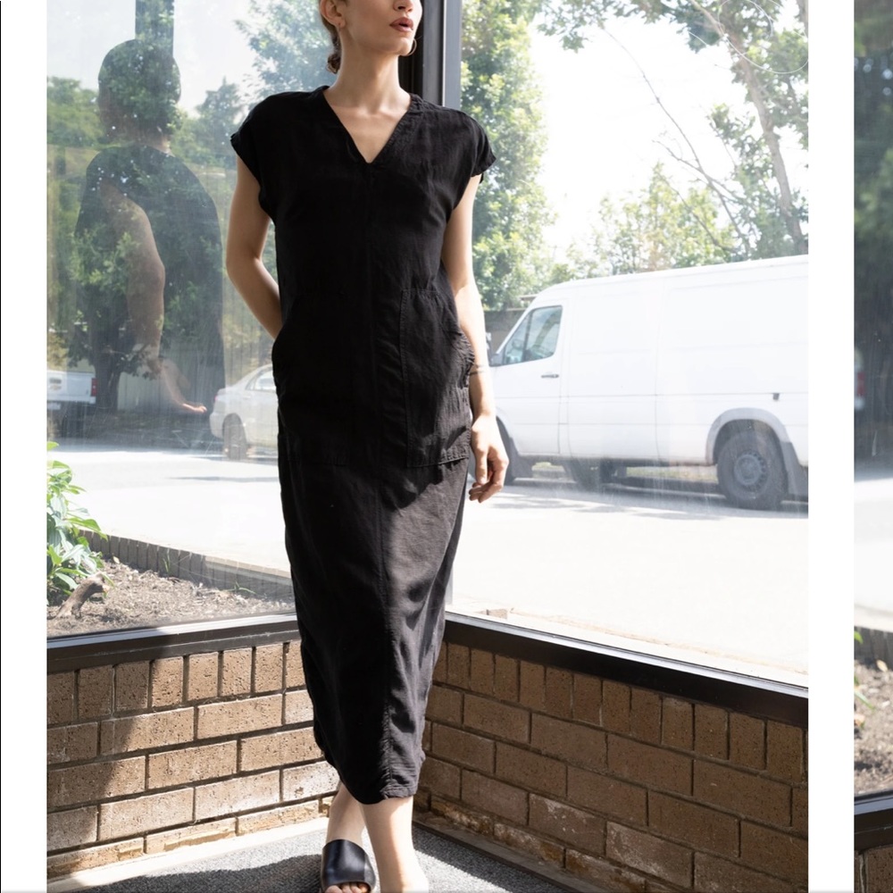 Prairie Underground Amorphous dress in black